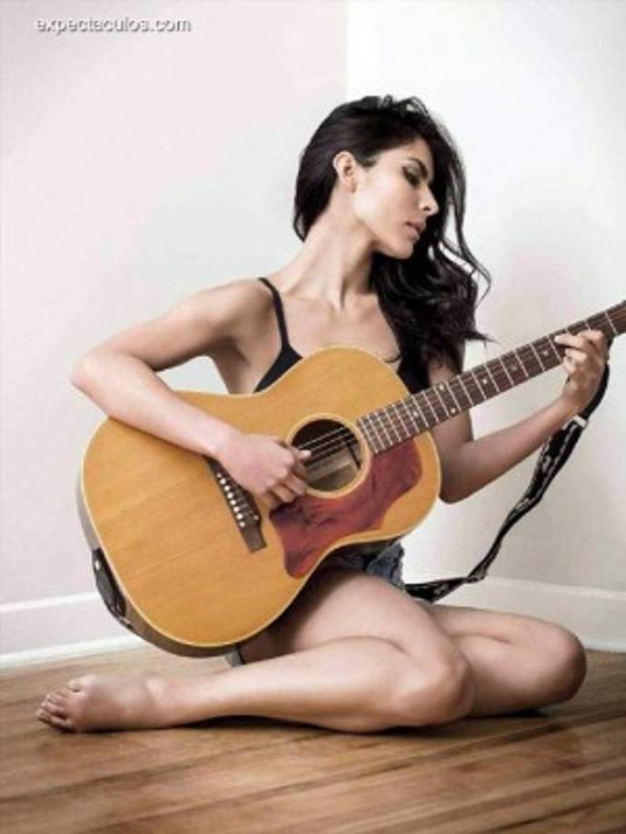 Por esa razón, León lamentó las críticas que recibió la gimnasta Alexa Moreno en los Juegos Olímpicos de Rio de Janeiro. A la deportista le llovieron burlas en redes sociales por su conformación física, que algunos calificaron de gordura.