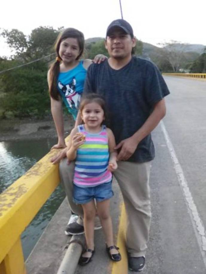 Keily Gimena de 3 añitos y Karol Daniela de 10 años.