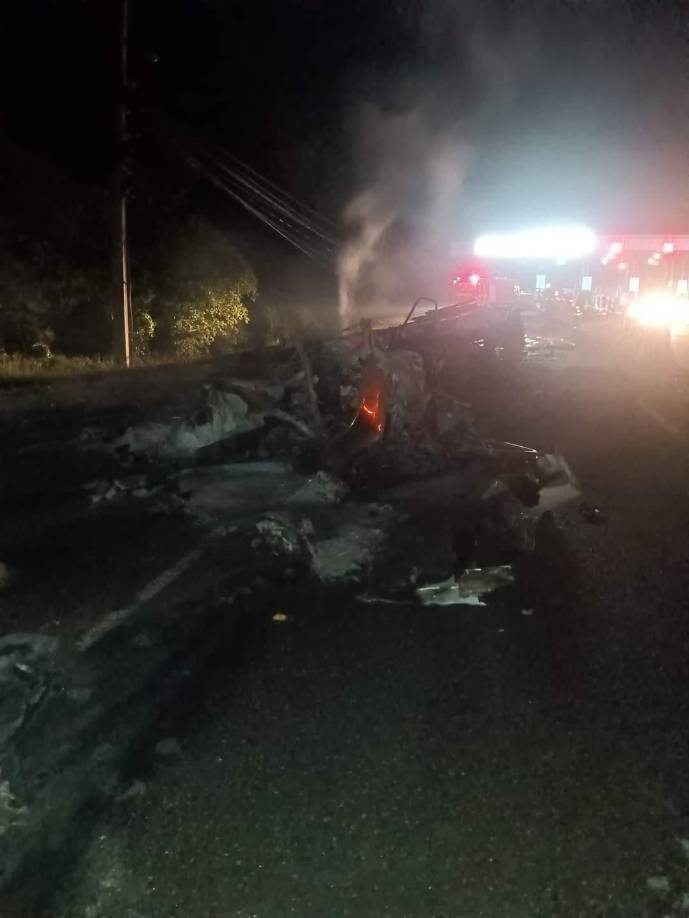Cabe mencionar, que en la trocha vial (TGU-SPS), donde transitaba la rastra, las casetas de cobro del peaje, fueron movidas al sector de La Barca, pero las bases de concreto aún permanecen en la zona. 