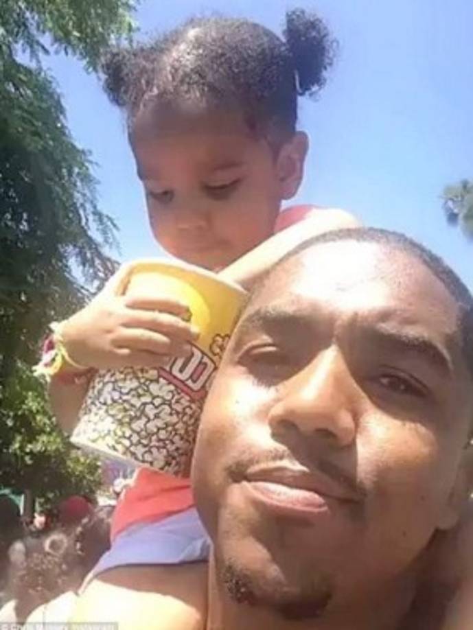 En 2015 la estrella tuvo algunos problemas con la justicia cuando fue arrestado por pelearse con el rapero Lil Twist. En 2016 volvió a ser detenido por violencia doméstica por presuntamente empujar a su entonces novia Cassalei Jackson, con quien comparte una hija, Mariah.<br/>