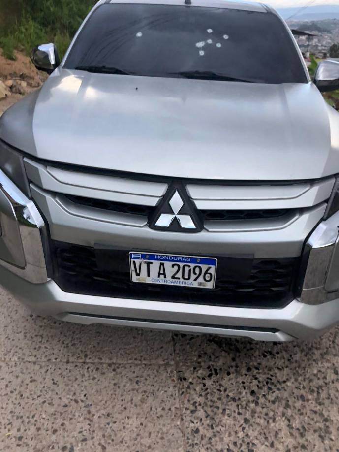 Este martes se reportó enfrentamiento entre elementos del Cuarto Batallón de la Policía Militar y supuestos miembros de estructuras criminales utilizando indumentaria de la Policía Nacional en Tegucigalpa. 