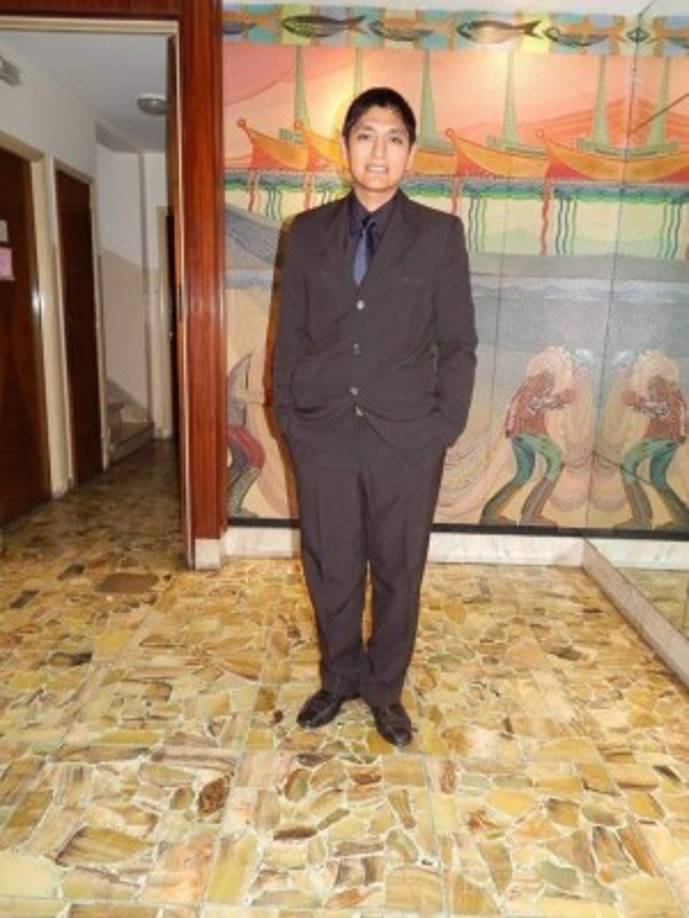 Leandro Cisneros, cabo principal: Tenía 28 años y desde 2010 formaba parte de la Armada. Estaba casado y su esposa también forma parte de la institución.<br/>