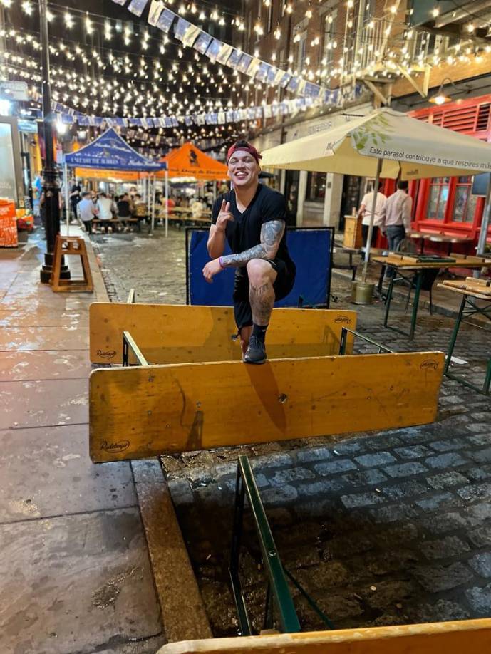 El 18 de diciembre del 2020, el joven decidió emprender el viaje a Estados Unidos en donde reside actualmente.