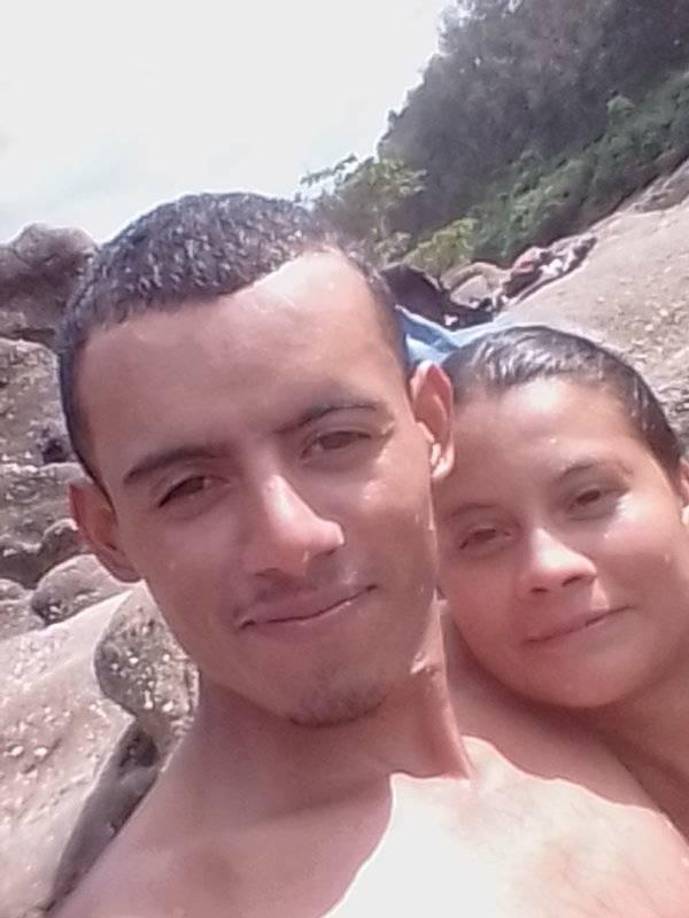 La pareja fue asesinada la madrugada de este lunes 30 de septiembre mientras se movilizaban en una motocicleta en Juticalpa, departamento de Olancho.