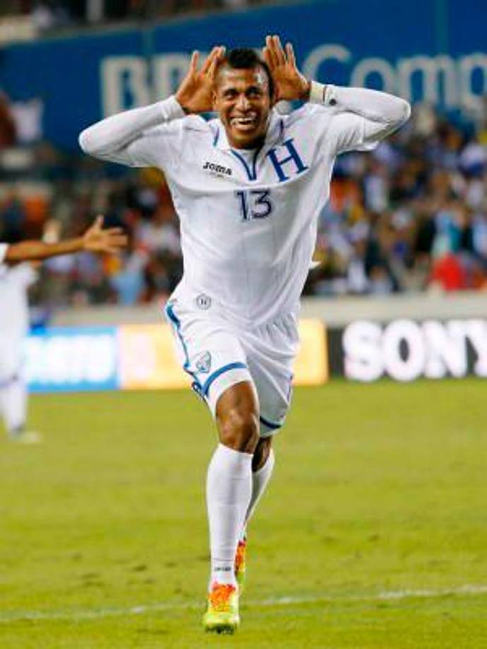 Otro de los reconocidos y grandes goleadores de la Bicolor que estará presente en este partido de despedida es Carlo Costly.