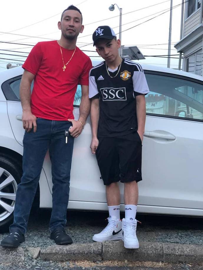 “Noticias que no se creen al ver. Oró a mi Dios para que de fortaleza ala familia de mi amigo Jose Wilmer el catracho como le decía yo“, lamentó otro de sus amigos.