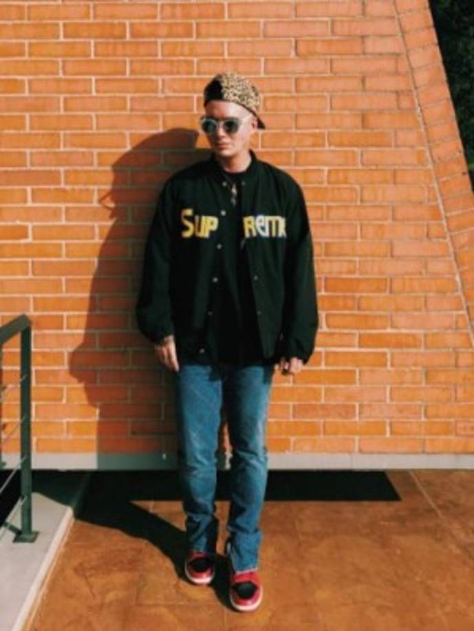 El colombiano sólo le comenta a Gaby en las selfies y, en otras fotografías, ha dejado mensajes del tipo 'Pálida' o 'Hablas mucha mierda'.