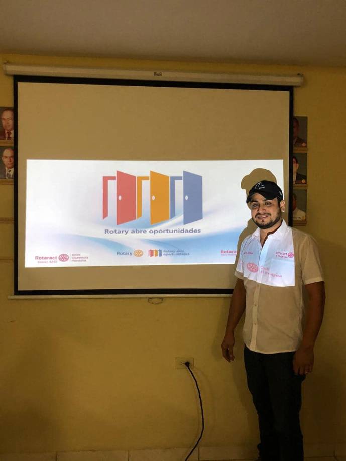 En febrero del 2024 su emprendimiento se convirtió en la sensación de El Progreso. La Birriada se convirtó en el lugar favorito de muchos.