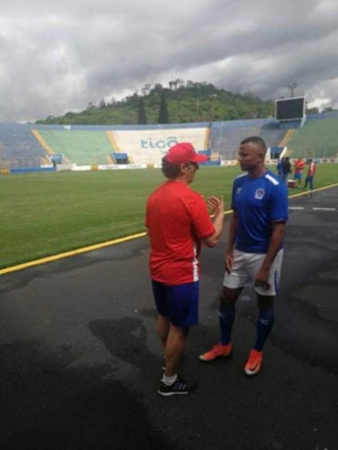 El delantero Carlos Ovidio Lanza, que descendió el torneo pasado con el Juticalpa, se ha sumado a los entrenamientos de pretemporada del Olimpia y Pedro Troglio estudia su fichaje.