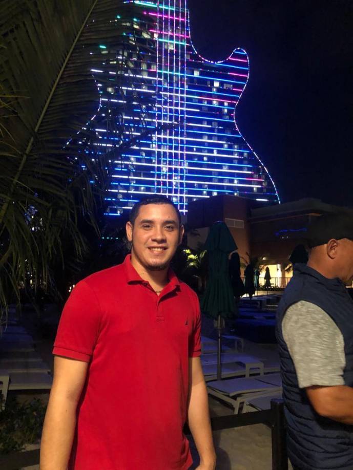 Los vecinos del lugar contaron que se escuchó una ráfaga de más de diez disparos.