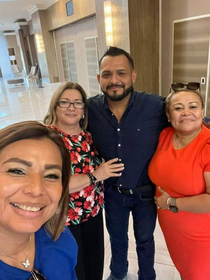 David era el primero de tres hijos de los pastores Misael Argeñal y María Elena.