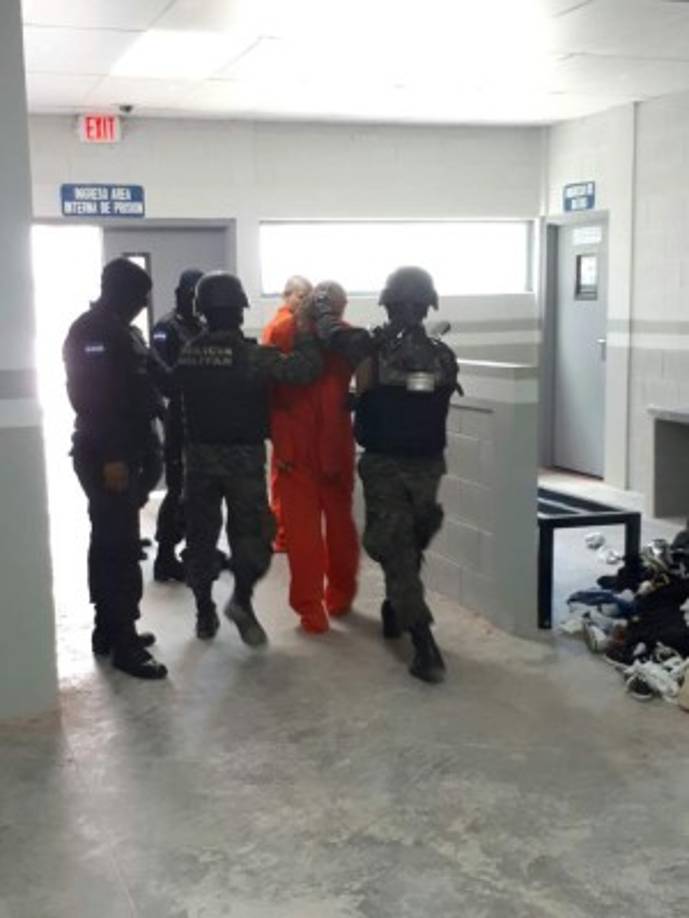 Antes de ingresar a cualquier módulo de La Tolva se debe cumplir con un protocolo de seguridad.