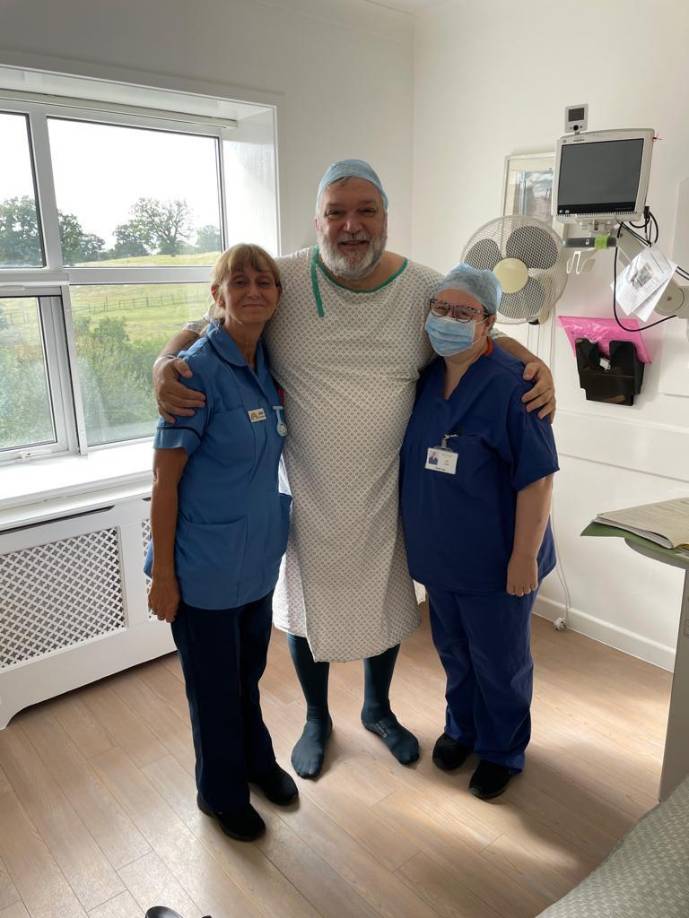 Neil Ruddock se vio en la obligación de someterse a una operación gástrica ya que su vida estaba en peligro.