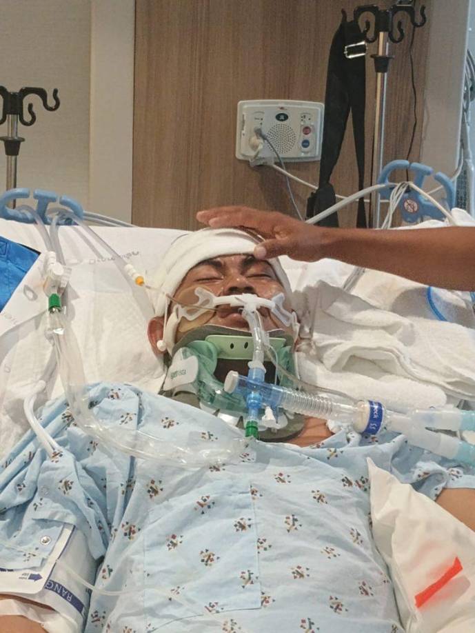 Para recaudar fondos, se ha organizado una venta de comida en Eliza Pool Park este domingo 11 de agosto desde las 10 de la mañana. Para hacer alguna donación a la familia, puede comunicarse con Daniel al siguiente teléfono: 423 3812646.