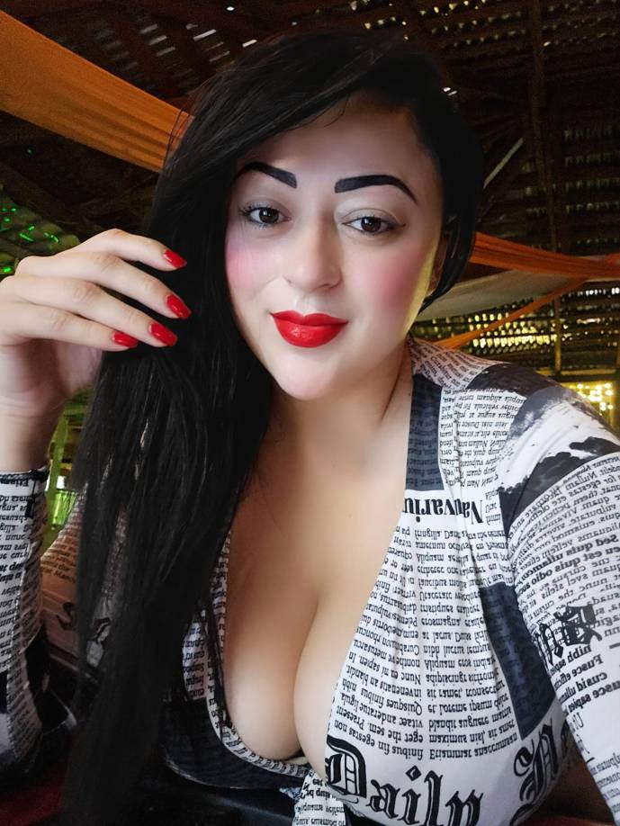 Familiares de Gaby revelaron que la joven sufrió dos heridas de bala en su cuello durante el supuesto intento de robo. 