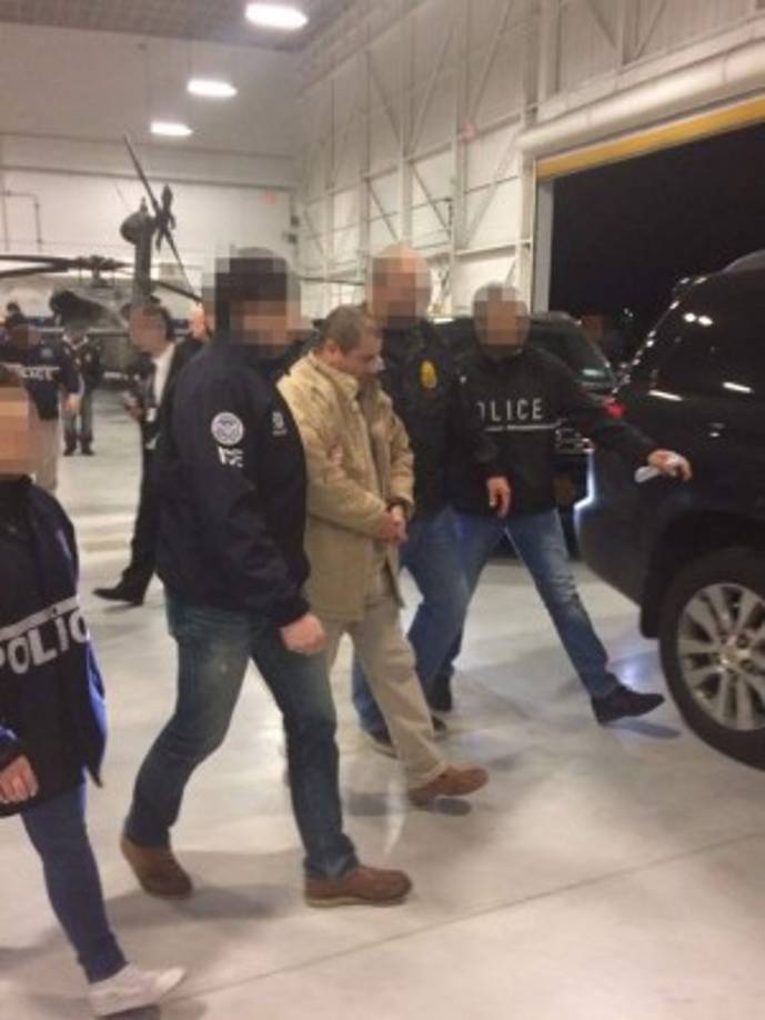 Guzmán también es requerido por tribunales de California y Texas por los delitos de homicidio y narcotráfico.