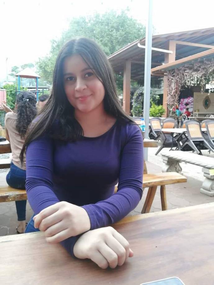 La computadora portatil que usa Suyapa Alemán quedó completamente destruida por lo que es un milagro que se encuentre recuperándose satisfactoriamente. 