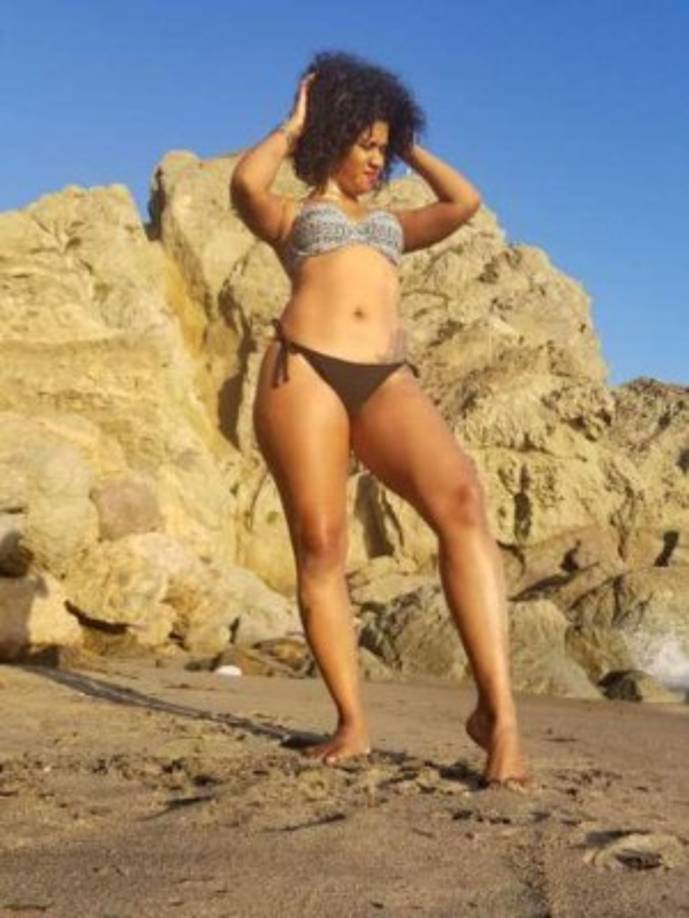 Ella es Edlin Navarro, la bella licenciada que flechó a Henry Figueroa, defensor hondureño de la Bicolor.