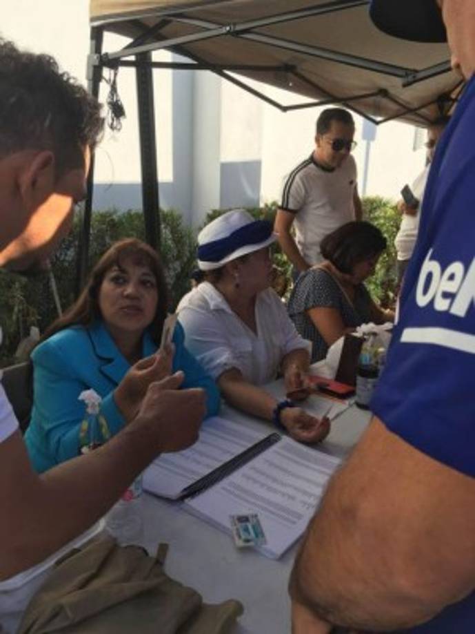 Centro de votación en Miami, Florida.