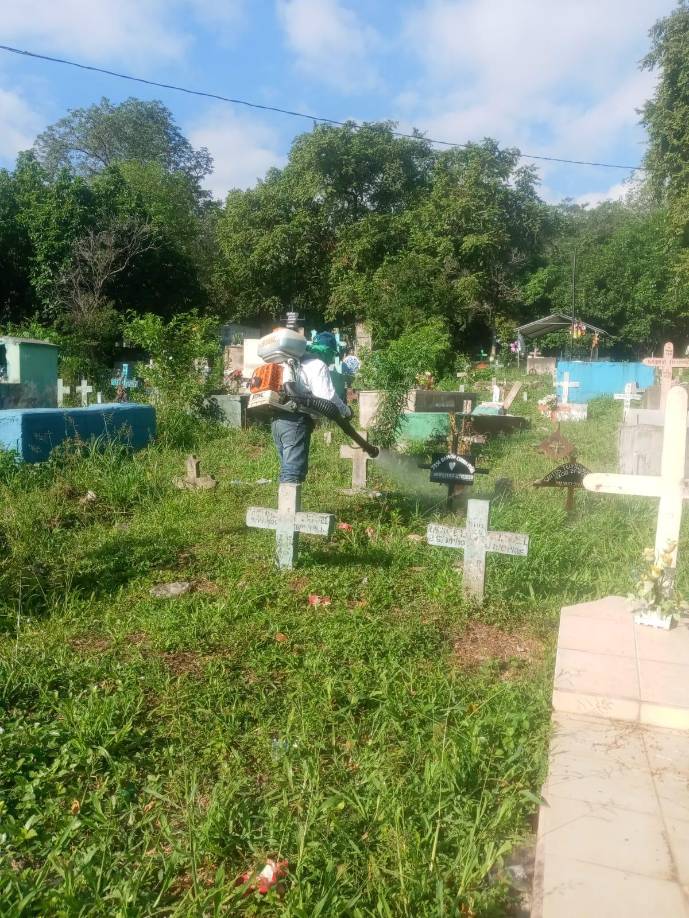 Listos cementerios por Día de Difuntos en San Pedro Sula