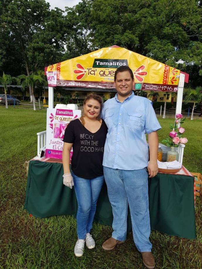 Sin embargo, hace cinco años, su hija mayor, Carmy Coto Marroquín, atravesó una difícil situación económica, debido a que acababa de dar a luz, su hija estaba enferma y su esposo se quedó desempleado.