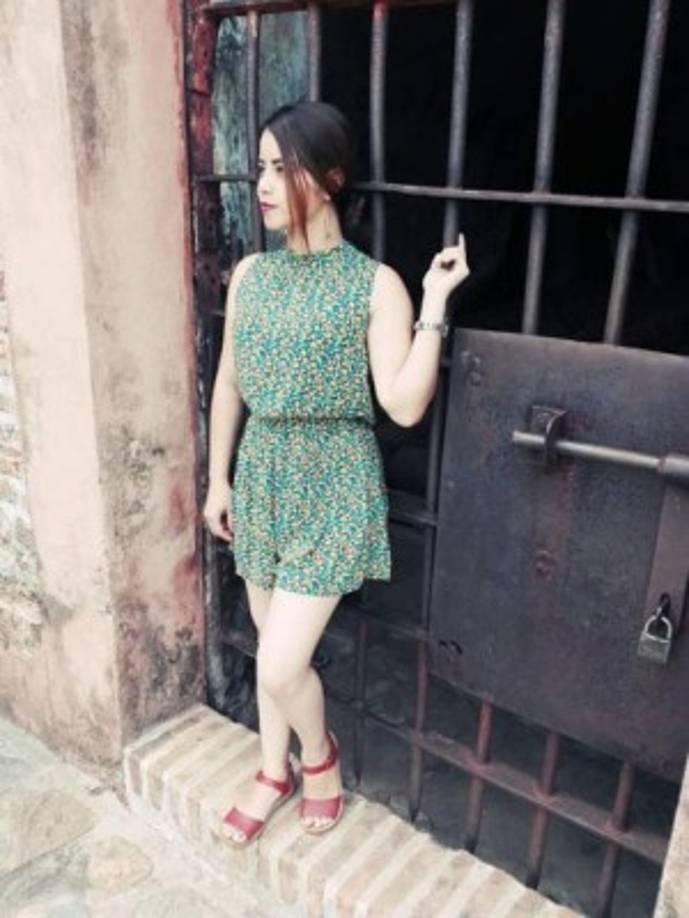 El cuerpo sin vida de Joselin Mata fue encontrado la tarde de este martes con varias marcas en su cuello por lo que se cree que pudo haber sido asfixiada.