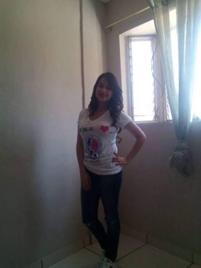 Keydi apoyando a su amado esposo.