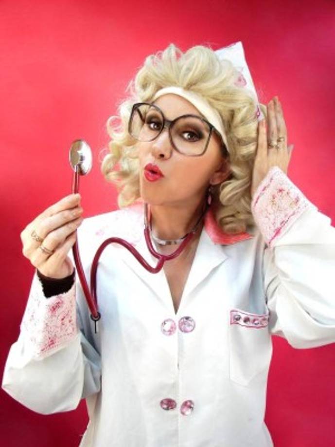 Describió a su pareja como 'un buen hombre' de familia que siempre está al pendiente de sus hijos.