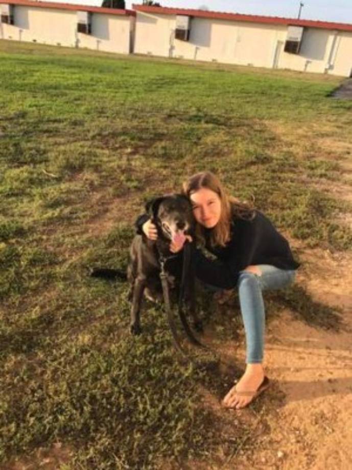 Lindsey estudiaba Comunicación Ambiental en la Universidad Loyola Marymount y tenía previsto graduarse el próximo año.