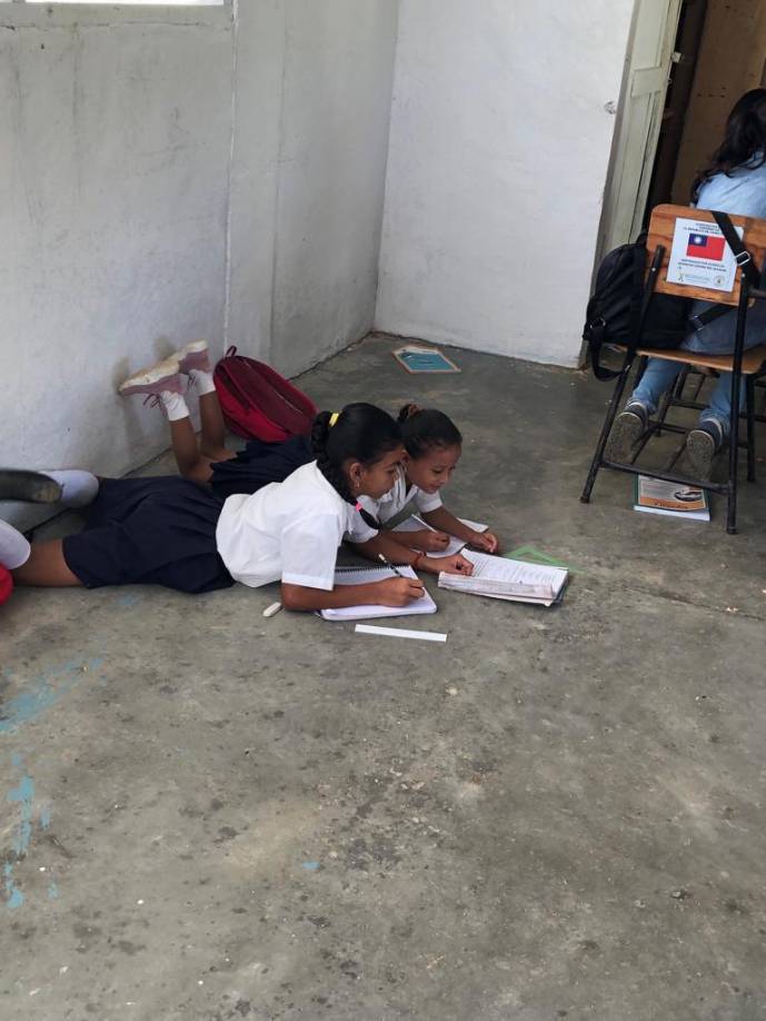 La dirigente dijo que diputados del Congreso Nacional le han realizado promesas de abastecimiento a estos centros pero no se ha cumplido.