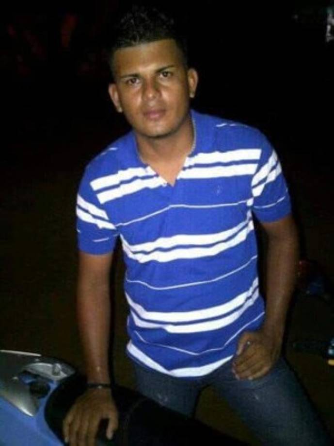 5. Mainor Erazo, asesinado el viernes 17 de agosto en Roatán. El taxista fue hallado muerto en el sector de Brass Hill. El cuerpo de la víctima identificada estaba dentro de la unidad número 119.