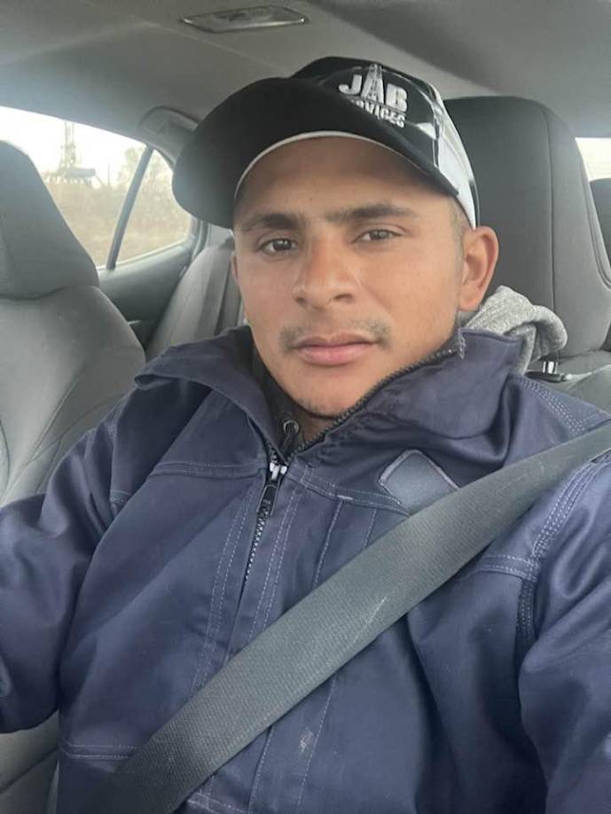 ”Solo quedaron los comentarios”, comentó un amigo en la última publicación de Ebinson.