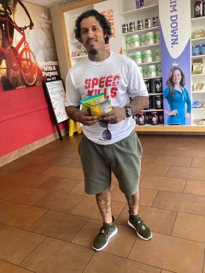 Melvin Rodríguez era una persona muy jovial. Tenía tres años de haberse ido a Estados Unidos para ayudarle a su famillia en Tocoa, Colón.