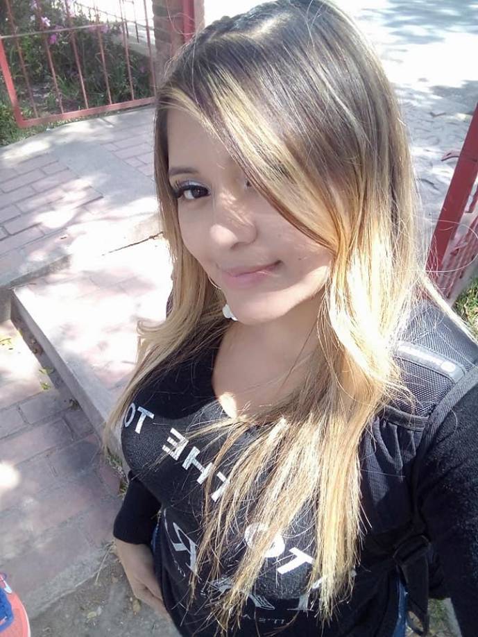 En Honduras se dedicaba a trabajos de belleza, especialmente colocación de pestañas postizas en su natal Tegucigalpa. 