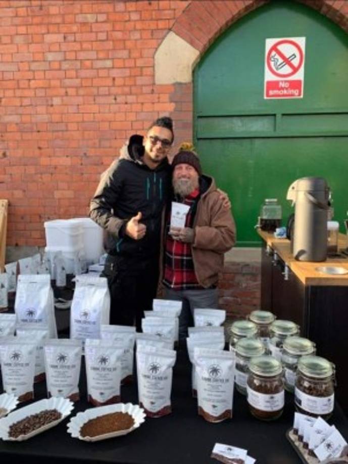 Cárcamo desea obtener una relación directa entre los productores de café de Honduras para deleitar a los consumidores ingleses.