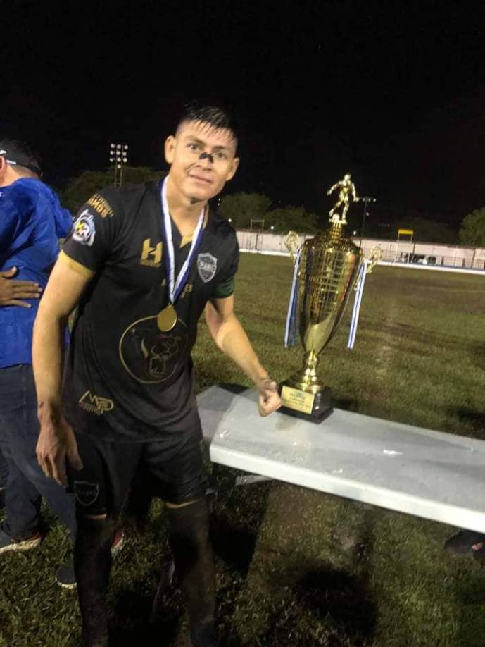 Francisco Martínez estuvo a punto de irse para Estados Unidos debido a la falta de oportunidades en el fútbol.