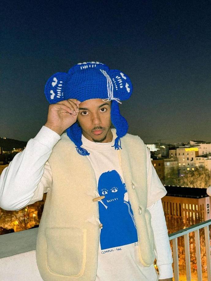 Así son los looks más atrevidos que ha usado Jules Koundé, futbolista francés del FC Barcelona.