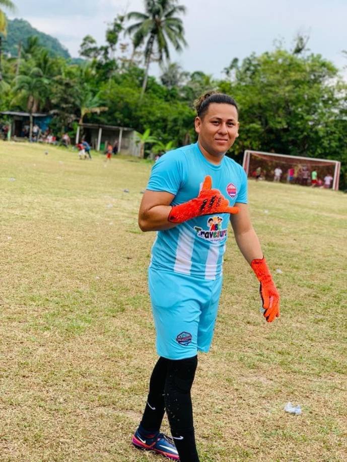 Rivera jugaba como portero en un equipo de fútbol de dicha localidad. Familiares y amigos cercanos lamentaron su trágico deceso. 