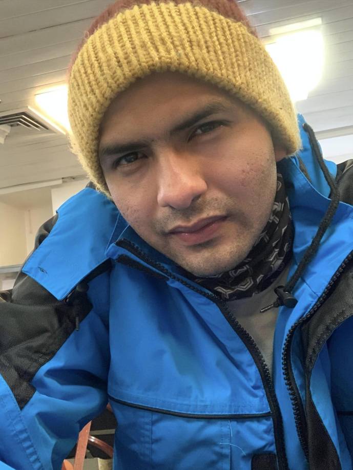 El fatídico 5 de agosto, según confirmó uno de los sobrevivientes, estaban pescando con normalidad en eso uno de los amigos comenzó a orinar.