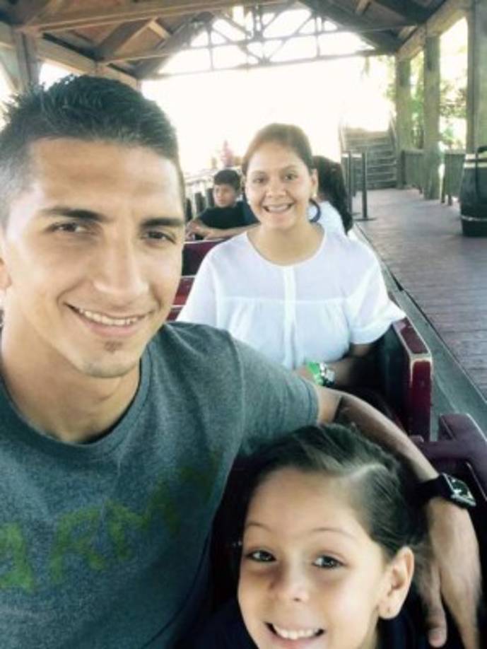 Jennipher es la esposa del defensor del Correcaminos de México, Jhonny Leverón.