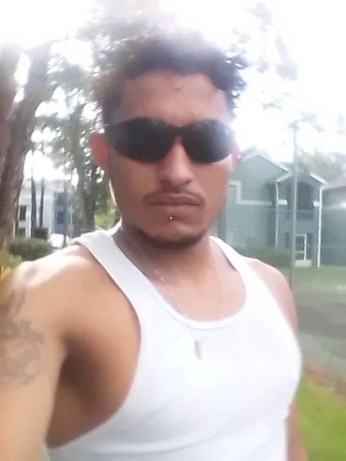 Este trágico hecho resalta los peligros que enfrentan los migrantes en su travesía por México en busca de mejores oportunidades, una ruta marcada por el cansancio y el riesgo.