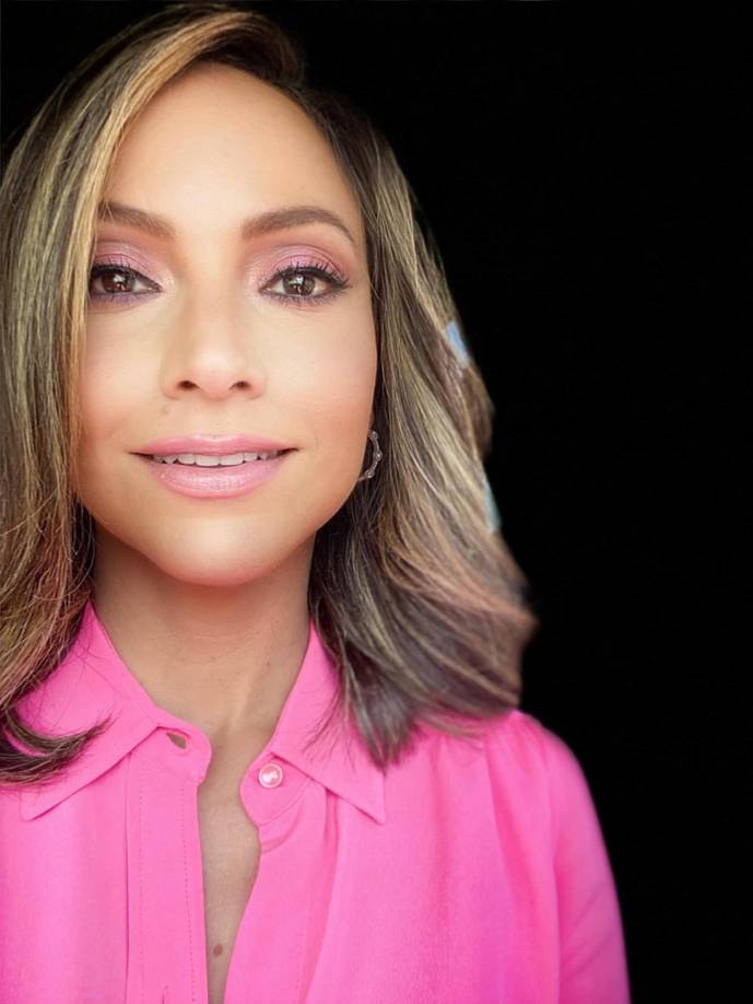 “Necesitaré cirugía y mucha terapia y me ausentaré de ‘Despierta América’. No es nada grave pero les pido sus oraciones”, añadió en el video que compartió.