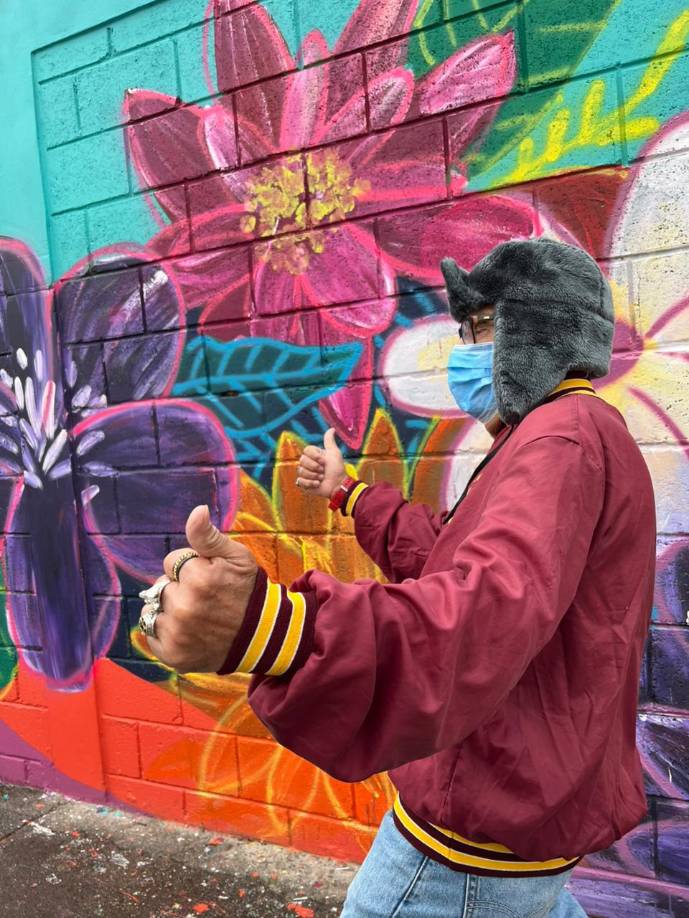 La respuesta fue contundente: artistas como Joel Martínez y Carlos Riven, junto con el colectivo Ceniza, integrado por Karina Zelaya y Cristian, participaron activamente.