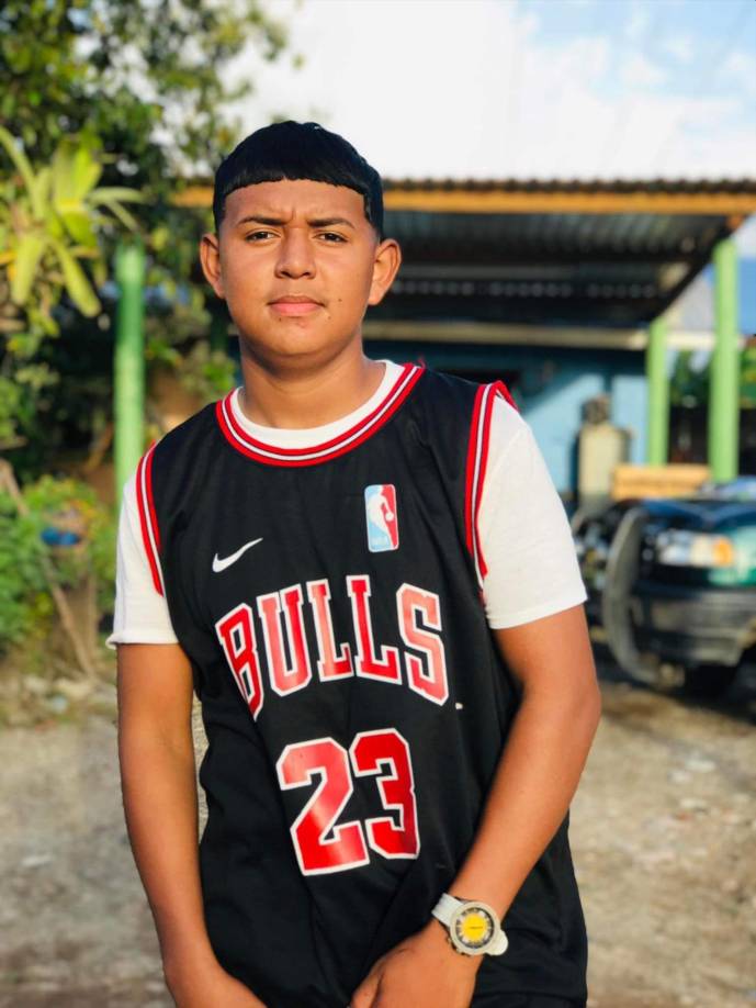 Axel en las redes sociales se identificaba como amante de los géneros urbanos y de la mecánica automotriz.