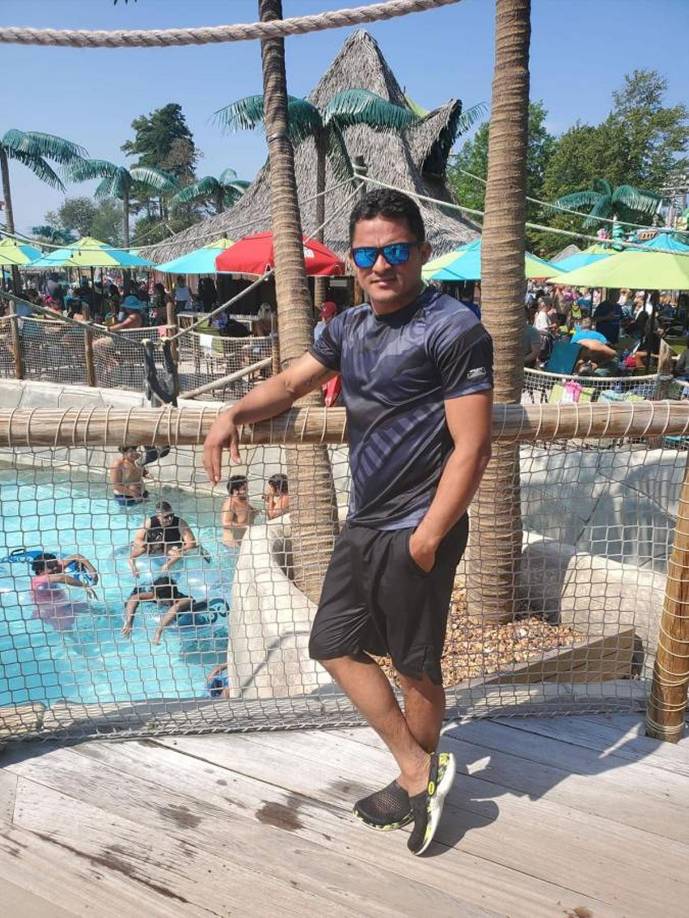 El exmediocampista hondureño viajó de forma legal a Estados Unidos y la pandemia del Covid-19 influyó mucho en su decisión.