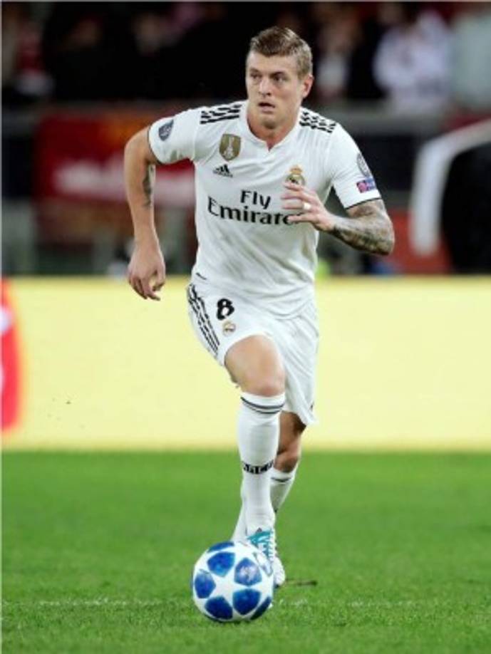 El alemán Toni Kroos, muy señalado esta temporada, también sería otro de los jugadores que abandonaría el Real Madrid, según L'Equipe.