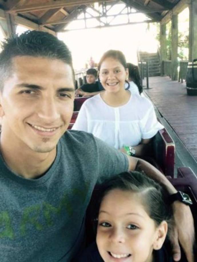 Ella es la esposa del defensor Johnny Leverón, zaguero hondureño.