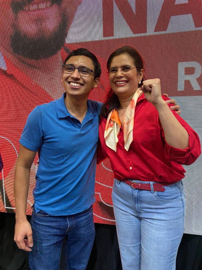 Cálix goza de una alta popularidad en las bases del partido Libertdad y Refundación, fue candidato a diputado por el departamento de Francisco Morazán en las pasadas elecciones de 2021.