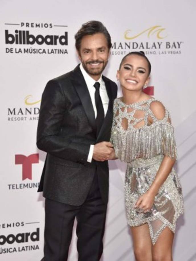 Eugenio Derbez llegó de la mano de la estrella en Dora La Exploradora, Isabela Moner.