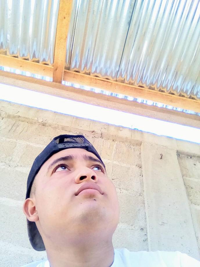 “Lamentamos los daños causados por él y, al mismo tiempo, pido disculpas. Pongo a disposición de las autoridades correspondientes que hagan lo que corresponde ante el delito o falta cometida”, afirmó.